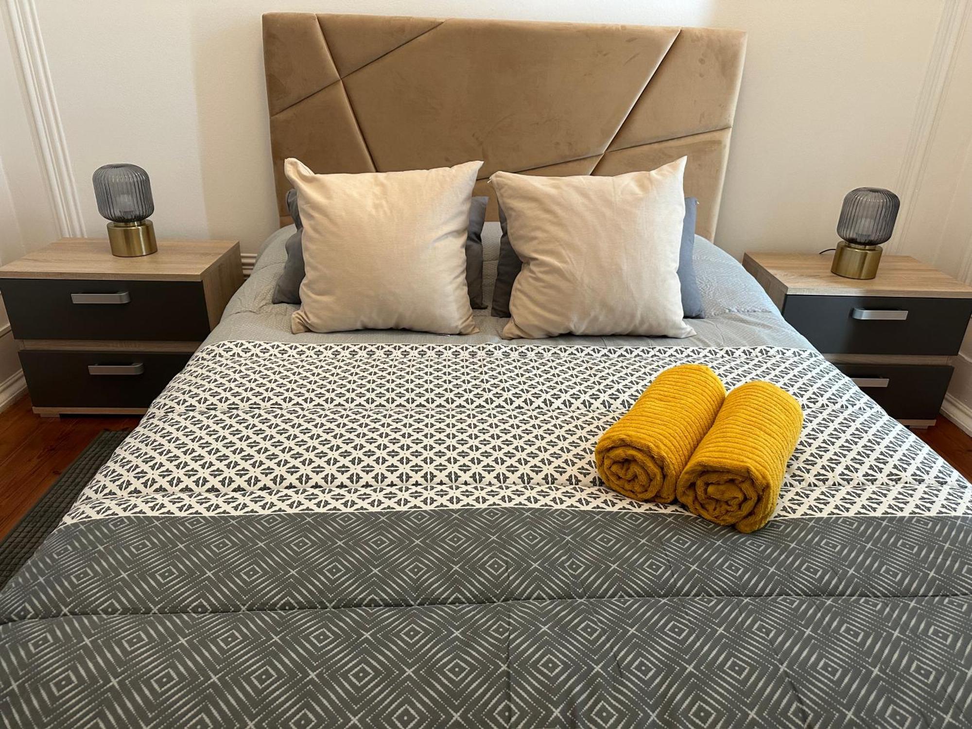Garden Campo De Ourique Guest House - Hostel, Lisbon
